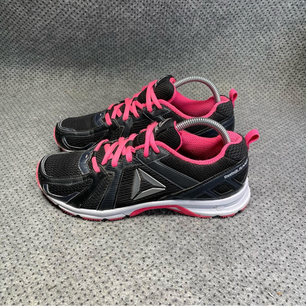 Reebok Runner MT Shoes Black Pink Sneakers Size 9 Women’s